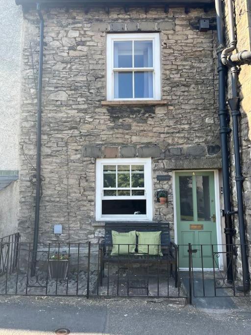 Wee Toad Hole Heart Of Kendal - Cottage Sleeps 4-6 - Dogs Welcome Exterior foto